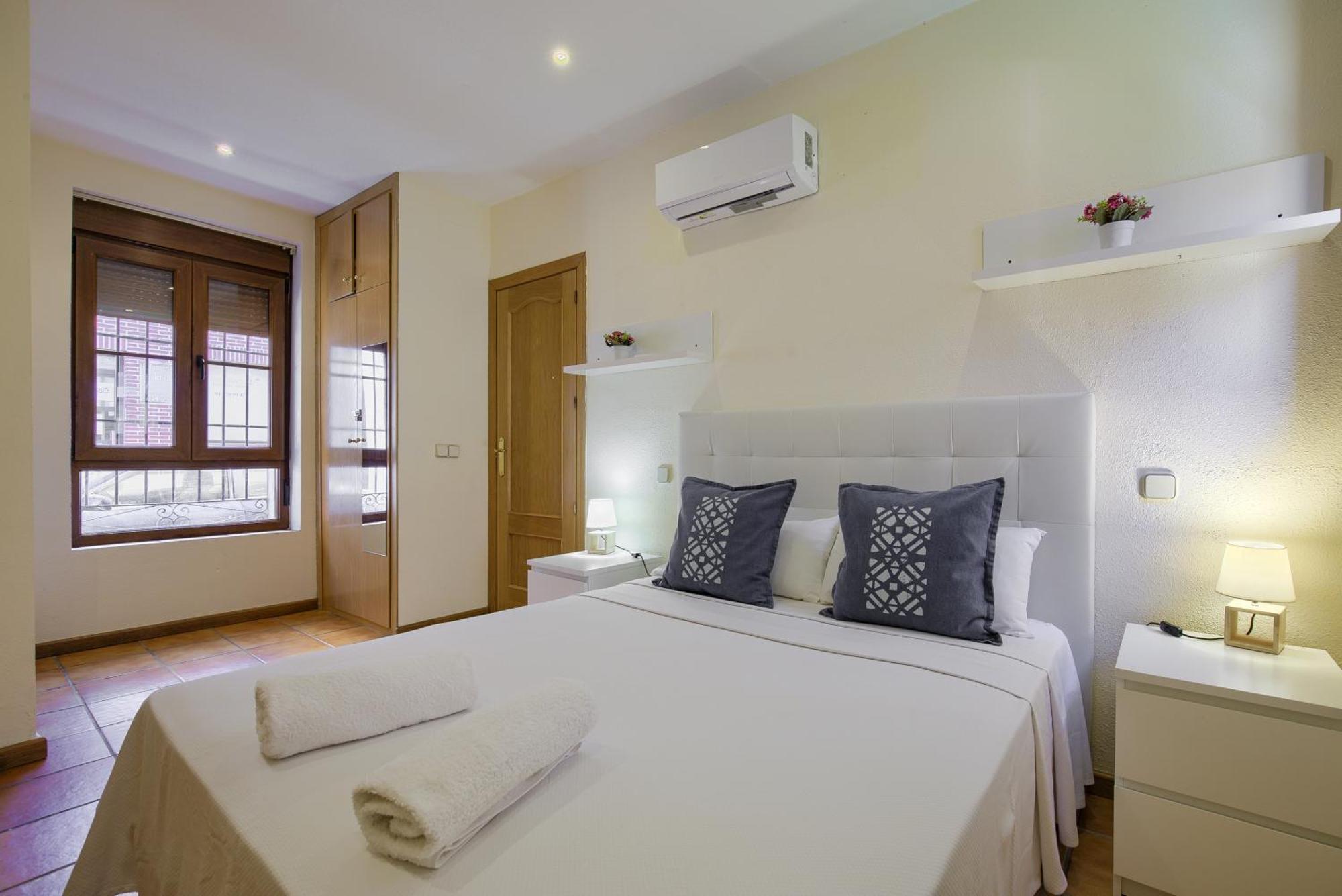 Casona 44 - Apartamento Para 2 Con Wifi, Ac Y Patio Exterior Alcalá de Henares Exteriér fotografie